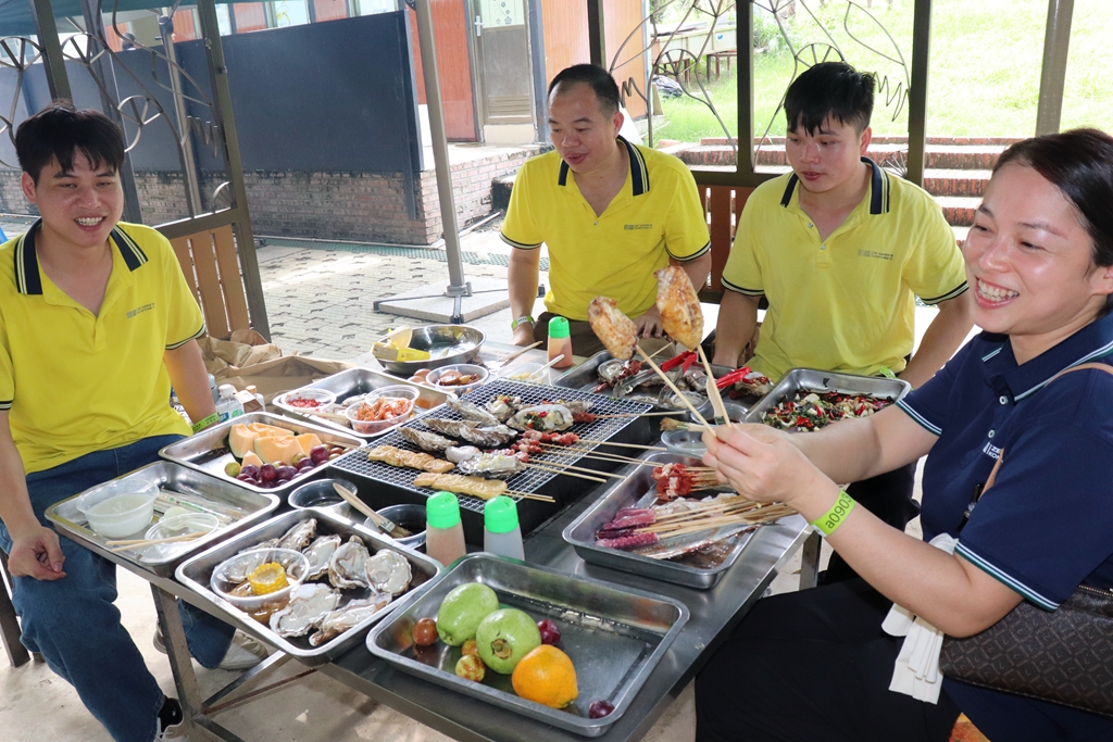 烧烤1.JPG